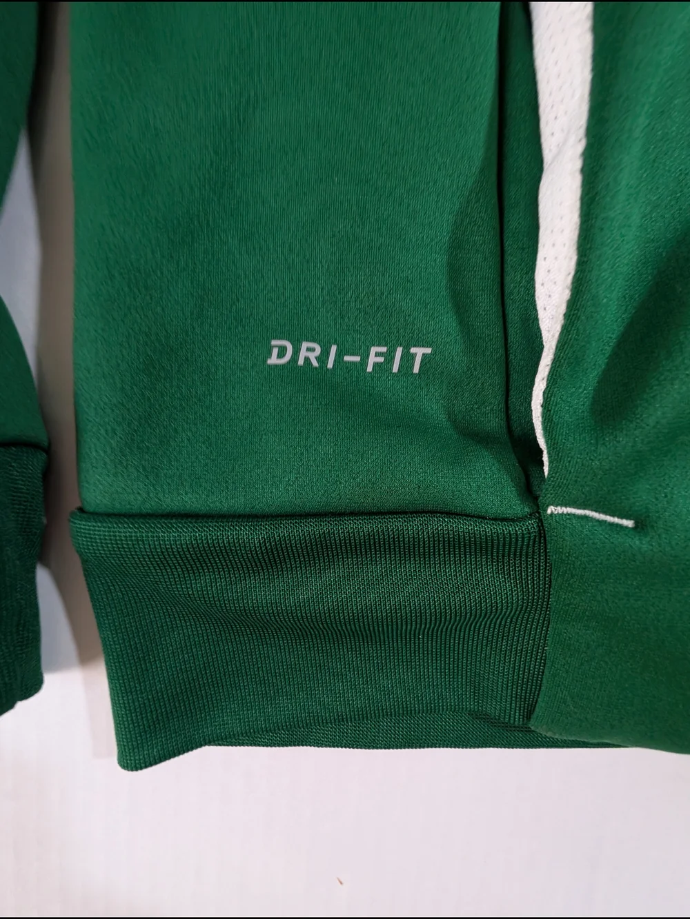 Nike Dry Fit New York Jets Green Pullover Hoodie - Picture 5 of 7